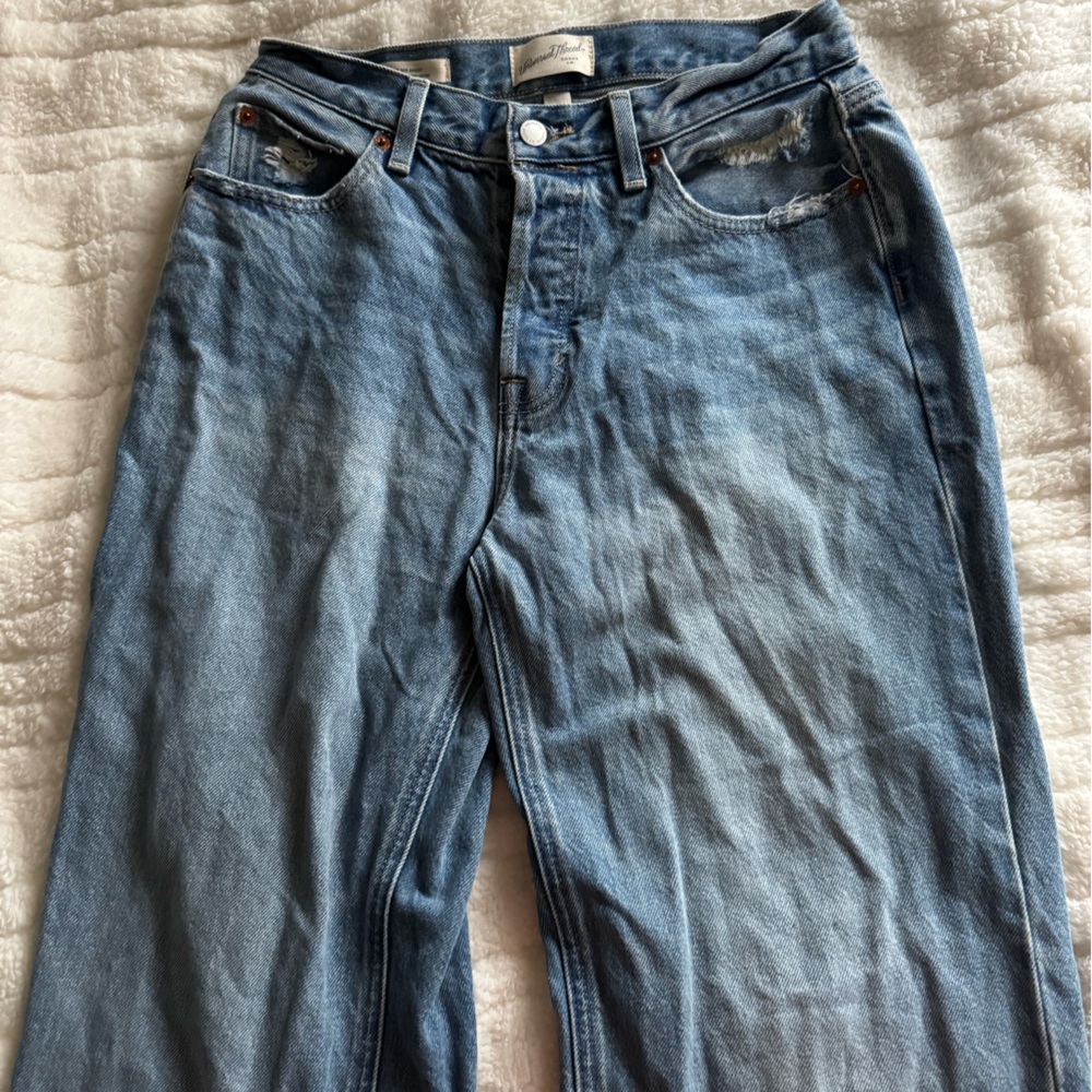 Women’s Mid-Rise 90s Baggy Jeans